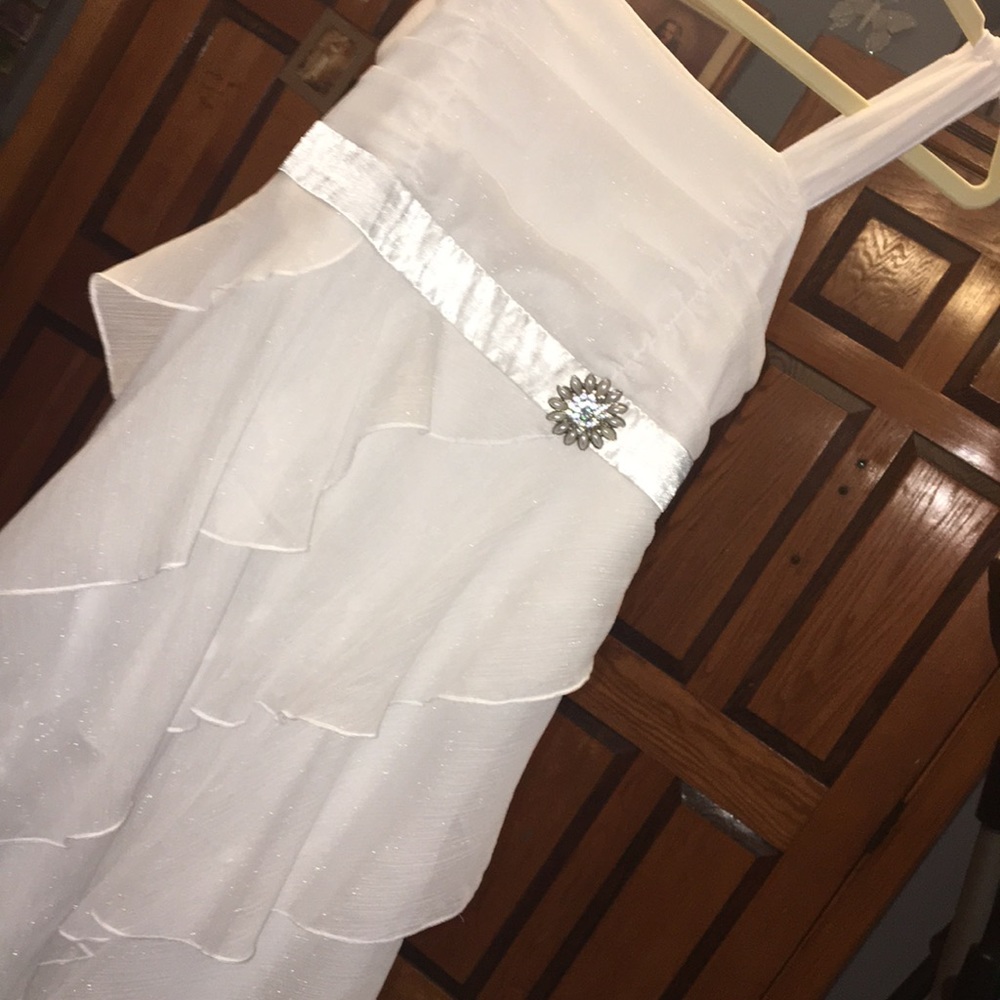 Good Condition White Ruffle Dress